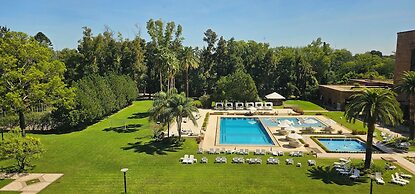 Sheraton Pilar Hotel and Convention Center