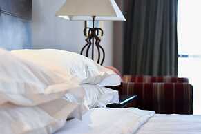 Sheraton Pilar Hotel and Convention Center