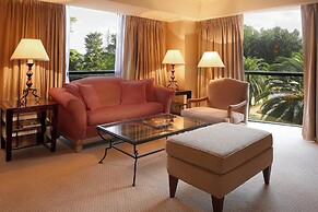 Sheraton Pilar Hotel and Convention Center