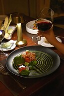 Sheraton Pilar Hotel and Convention Center