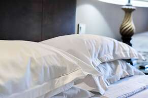 Sheraton Pilar Hotel and Convention Center