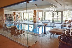 Sheraton Pilar Hotel and Convention Center