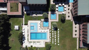 Sheraton Pilar Hotel and Convention Center