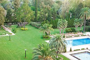 Sheraton Pilar Hotel and Convention Center