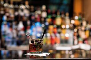 Sheraton Pilar Hotel and Convention Center