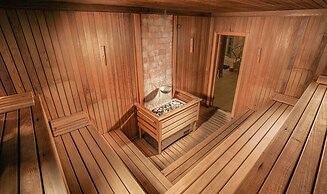 Sheraton Pilar Hotel and Convention Center