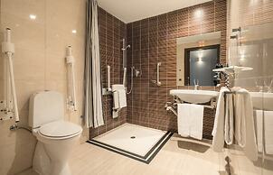 Hotel ILUNION Almirante