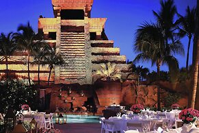 The Royal at Atlantis