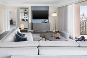 The Royal at Atlantis