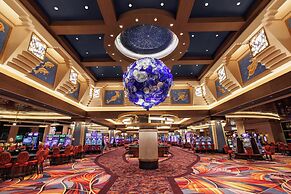 The Royal at Atlantis
