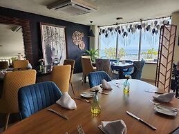Coral Princess Hotel & Dive Resort