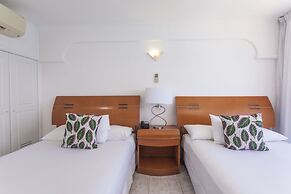 Coral Princess Hotel & Dive Resort