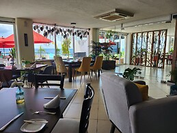 Coral Princess Hotel & Dive Resort