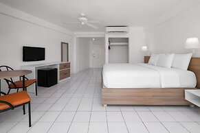 Grand Decameron Montego Beach, A Trademark All-Inclusive Resort