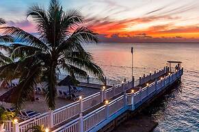 Grand Decameron Montego Beach, A Trademark All-Inclusive Resort