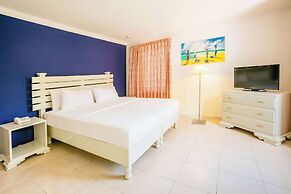 Grand Decameron Montego Beach, A Trademark All-Inclusive Resort