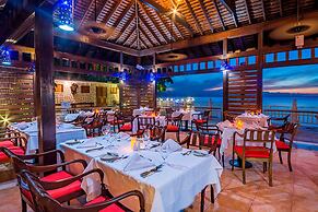 Grand Decameron Montego Beach, A Trademark All-Inclusive Resort