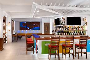 Grand Decameron Montego Beach, A Trademark All-Inclusive Resort