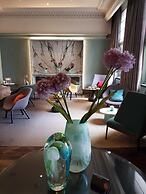 Signature Townhouse Hyde Park