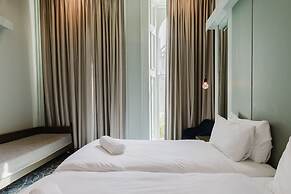 The Lancaster Hotel