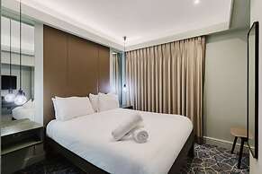 The Lancaster Hotel