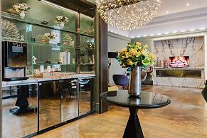 The Lancaster Hotel