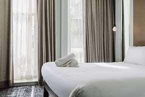 The Lancaster Hotel