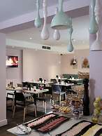 Signature Townhouse Hyde Park