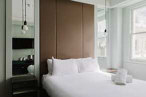 The Lancaster Hotel