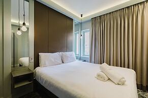 The Lancaster Hotel