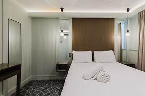 The Lancaster Hotel