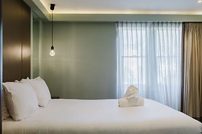 The Lancaster Hotel