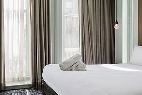 The Lancaster Hotel