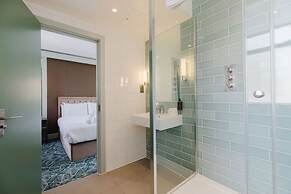 The Lancaster Hotel