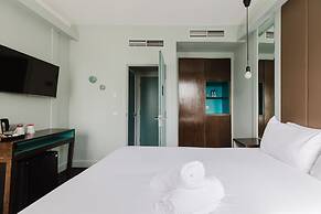 The Lancaster Hotel