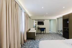 The Lancaster Hotel