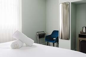 The Lancaster Hotel