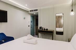 The Lancaster Hotel