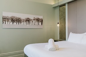 The Lancaster Hotel