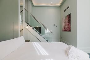 The Lancaster Hotel