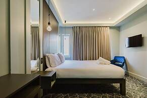 The Lancaster Hotel