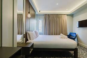 The Lancaster Hotel