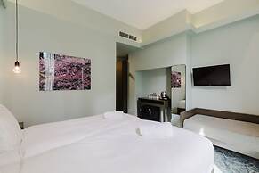 The Lancaster Hotel