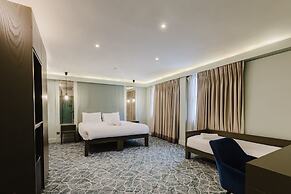 The Lancaster Hotel