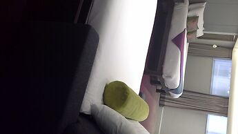 Signature Townhouse Hyde Park