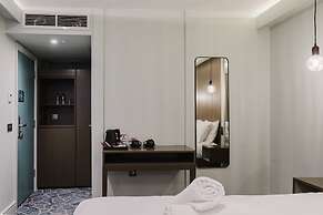 The Lancaster Hotel