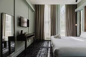 The Lancaster Hotel