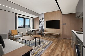 Sheraton Chengdu Lido Hotel