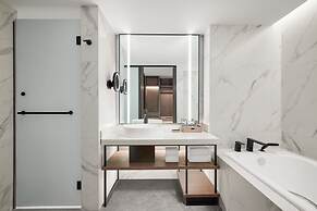 Sheraton Chengdu Lido Hotel