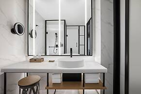 Sheraton Chengdu Lido Hotel